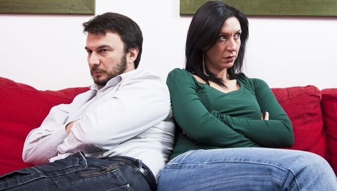 Γυναίκα και ώριμος άνδρας με φτωχή ισχύ, πώς να την αυξήσετε